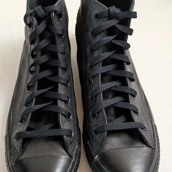 Converse Chuck Taylor Shoes All Star HighTop Black Leather 135251C Mens Size 11 - Picture 11 of 12